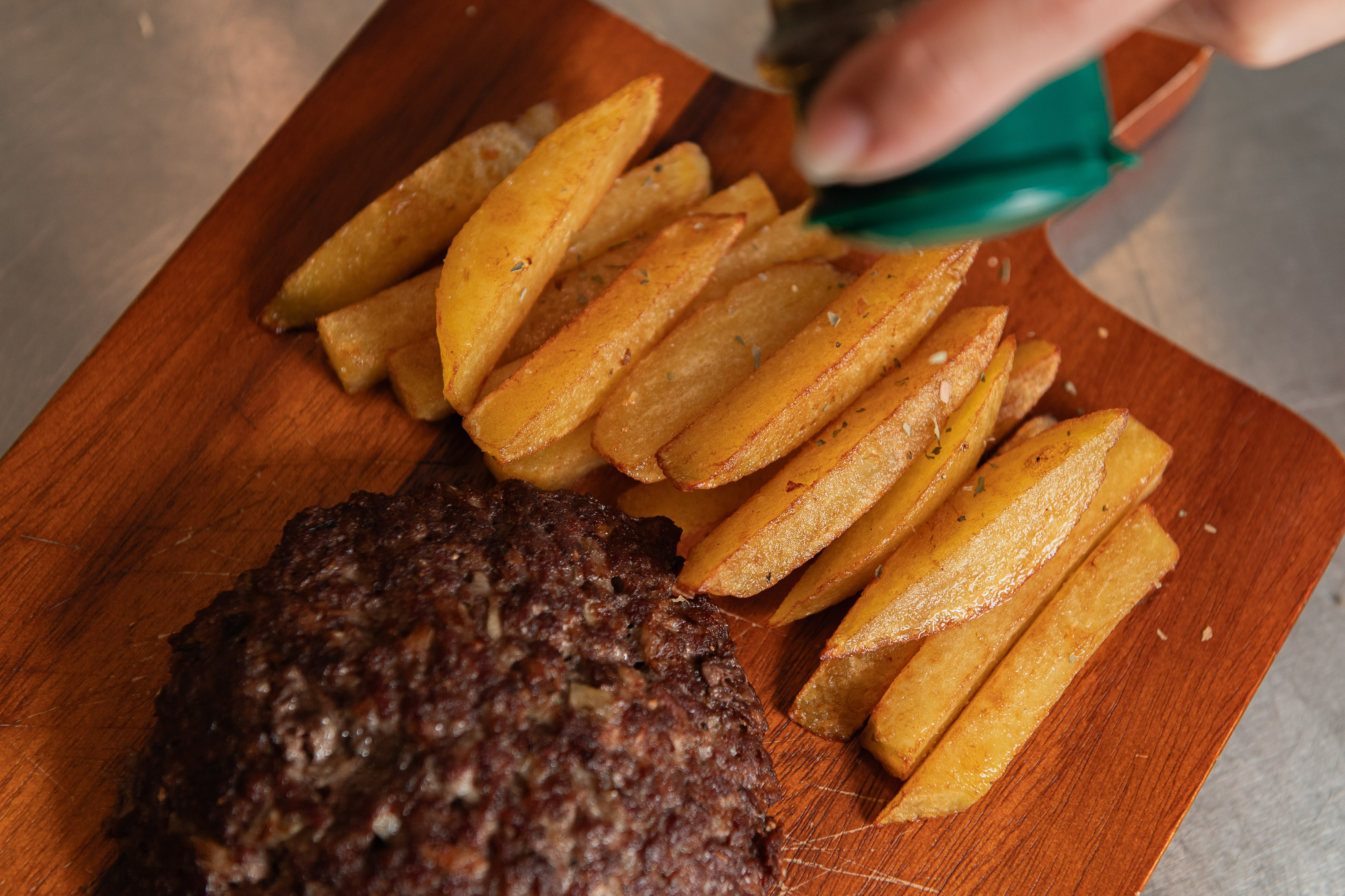 Steak and chips, cooked to order